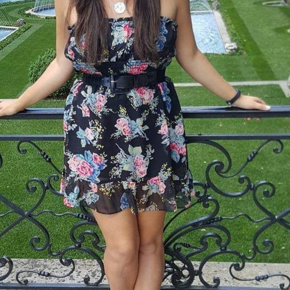 Floral strapless dress